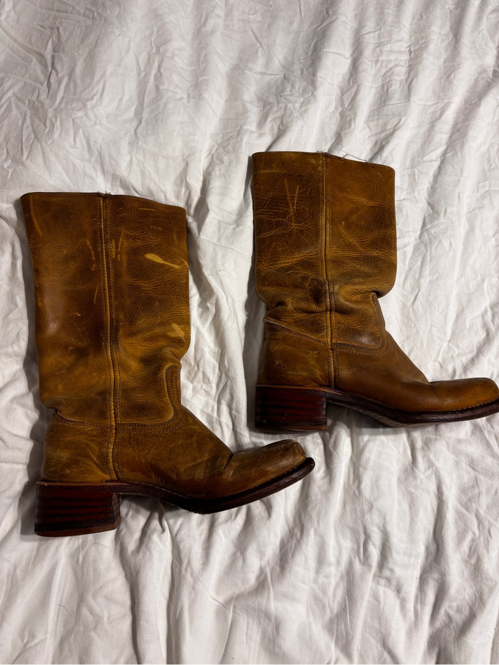 Women’s  Tan Leather Western Boots